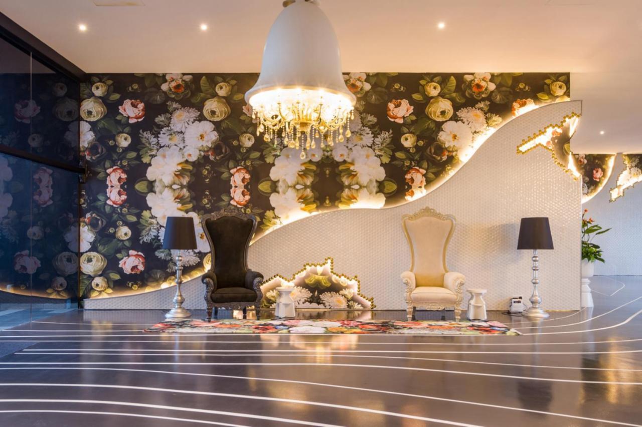 Zetter Suite Arte Mont Kiara Kuala Lumpur Exterior foto