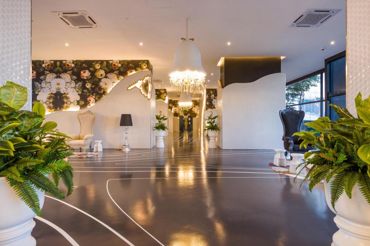 Zetter Suite Arte Mont Kiara Kuala Lumpur Exterior foto